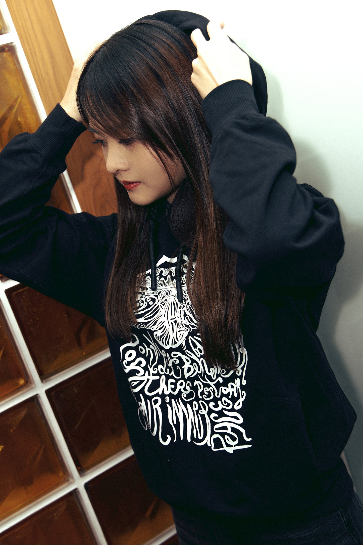 【預購】wakuseisha · vague eyes hoodie | 惑星社社員衛衣